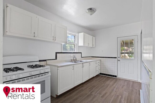 Photo - 3 S Harvey Ave