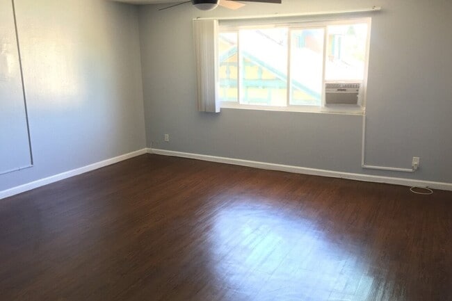 Photo - 1320 S St. Andrews Pl Apartments