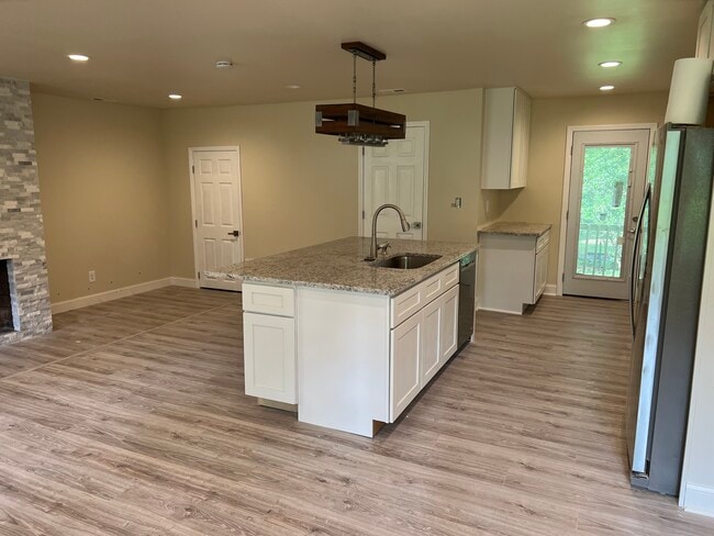 Building Photo - 119 Wilmot Dr Rental