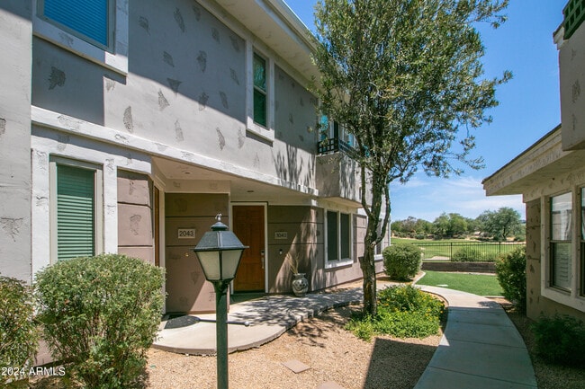 Photo - 15221 N Clubgate Dr Unit 1043
