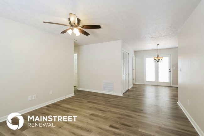 Photo - 922 Pebble Creek Dr