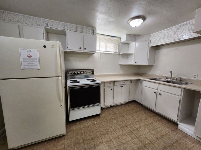 Photo - 3411 Baltimore Ave Unit 3413