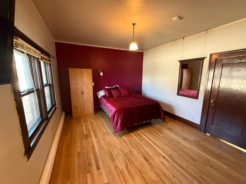 Photo - 1122 W Mercury St