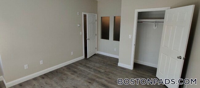 Photo - 191 N Common St Unidad 302