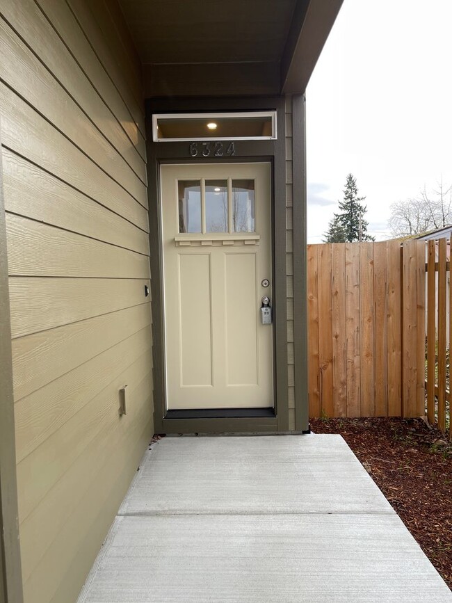 Photo - Modern 3b/2ba Energy Star Certified Home In Lentz