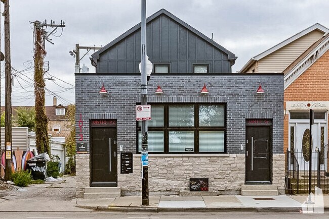 Photo - 1013 W 18th St Unit #  02