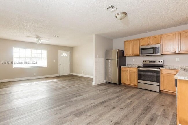 Photo - 2424 Angler Dr