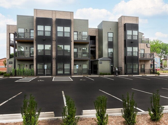 Photo - 1305 Oak St Apartment Unit 105