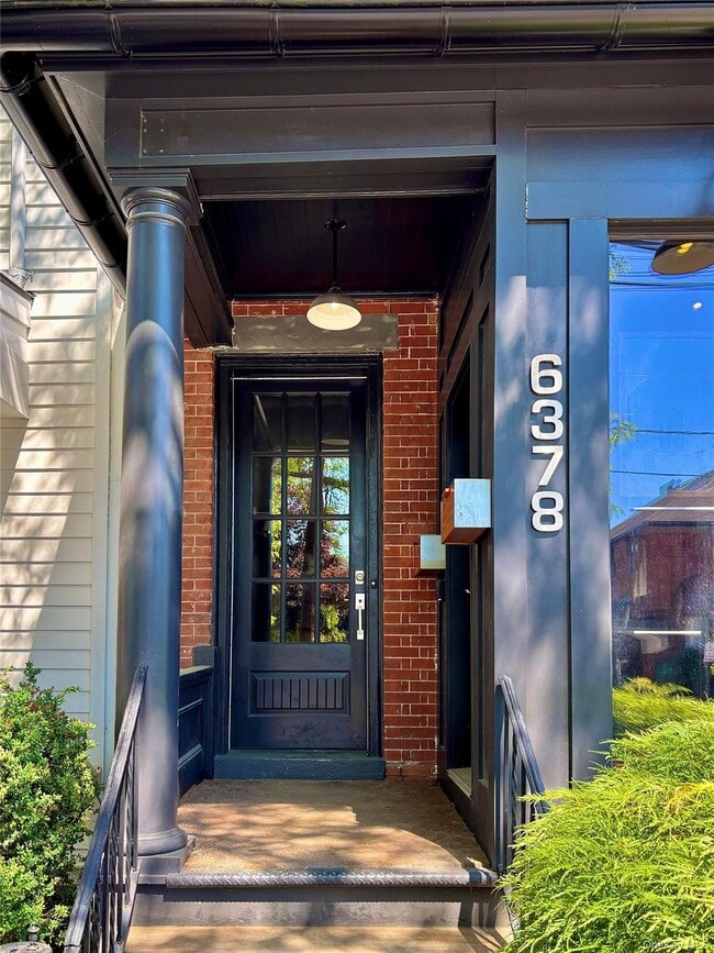 6378 Mill St Unidad 2nd Floor