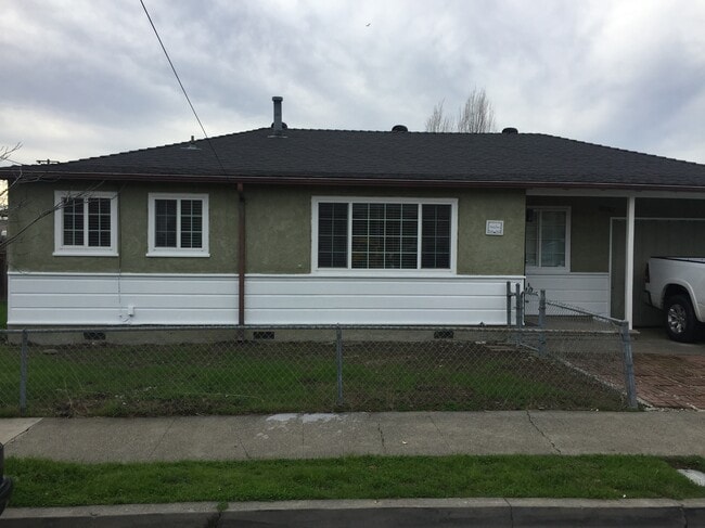 Building Photo - 27963 Ingram Pl Rental