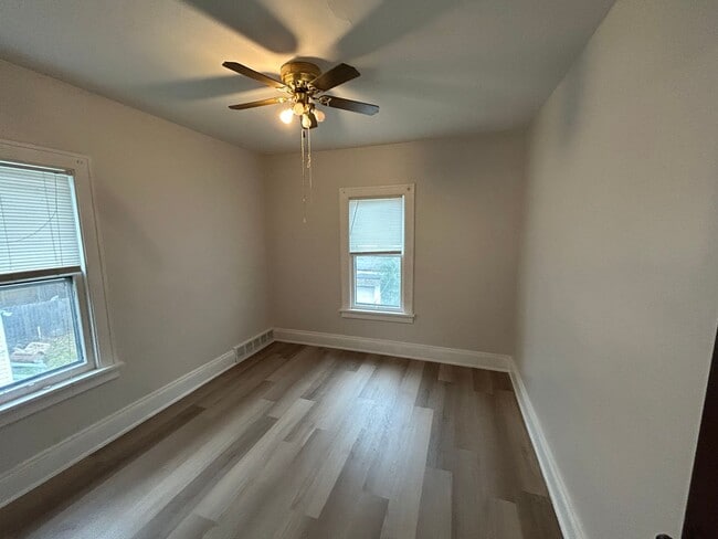 Photo - 4319 Stickney Ave Unidad 2nd Floor