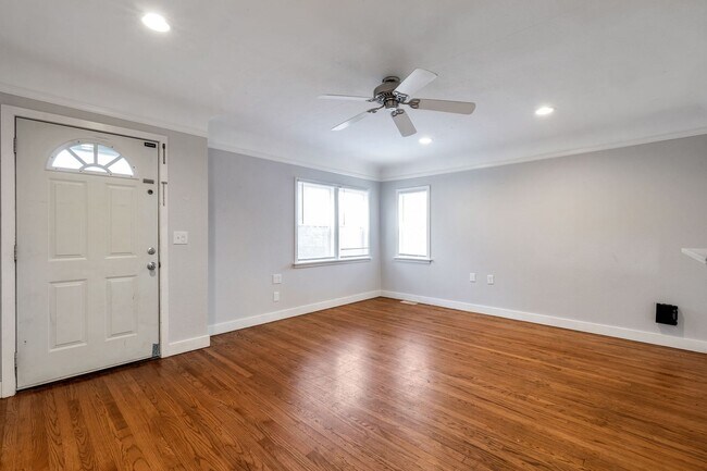 Photo - 6 month lease only no extensions Greenwood bungalow