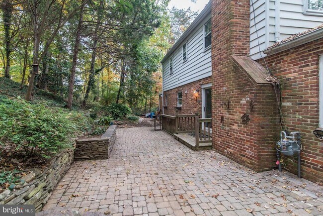 Photo - 926 N Kemper St