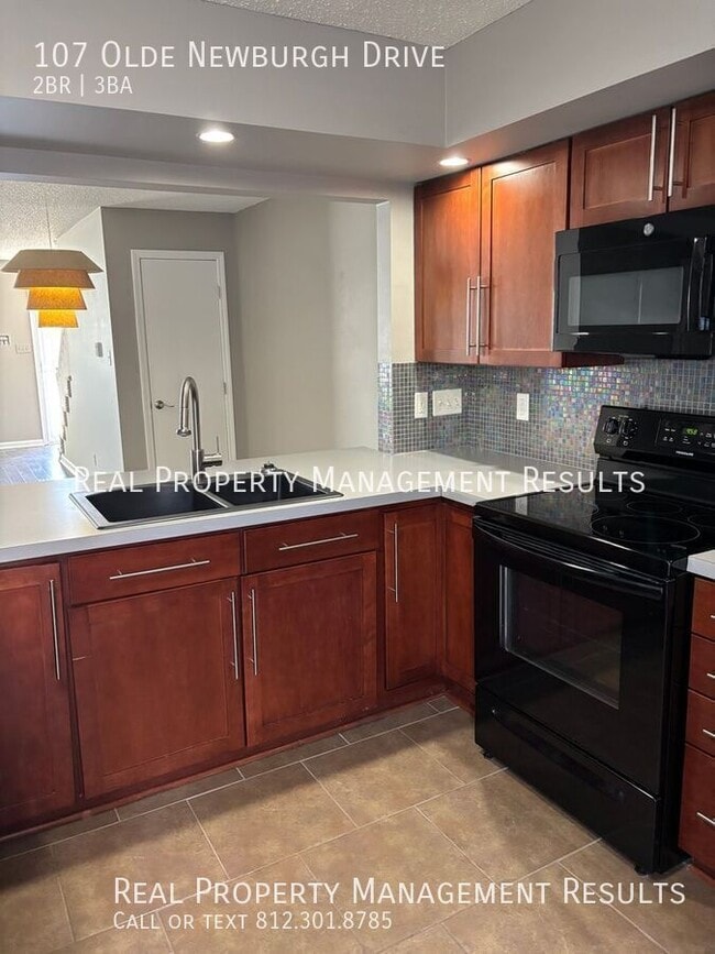 Photo - 107 Olde Newburgh Dr