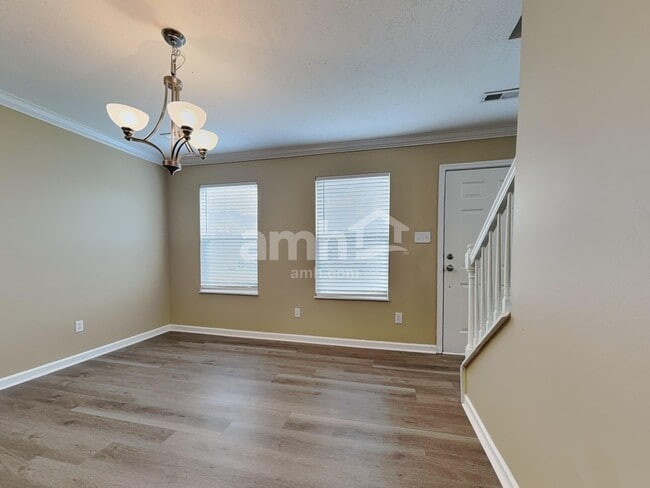 Photo - 2233 Cartmill Dr