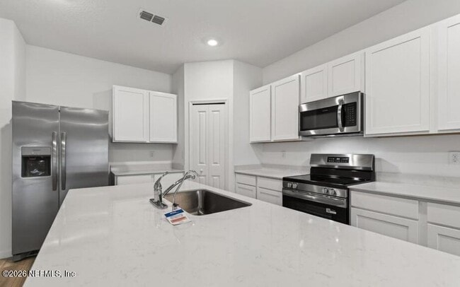 Photo - 3956 Mid Century St