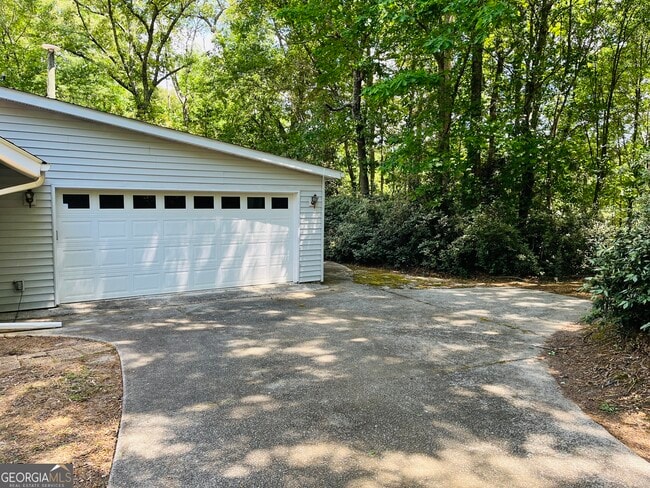 Photo - 2289 Roscoe Rd