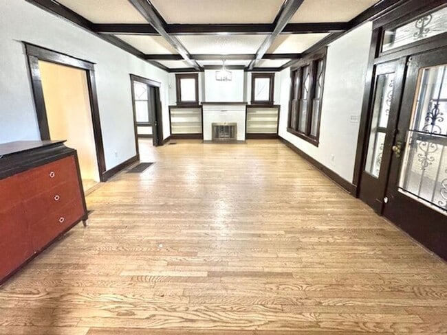 Photo - Historic Large Beautiful midtown home near Rhodes College available for Rent!