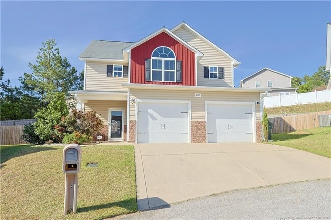 Building Photo - 1641 Mount Rainer Dr