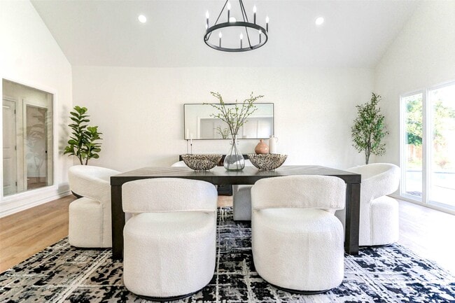 Photo - 11618 Lakeside Pl Dr