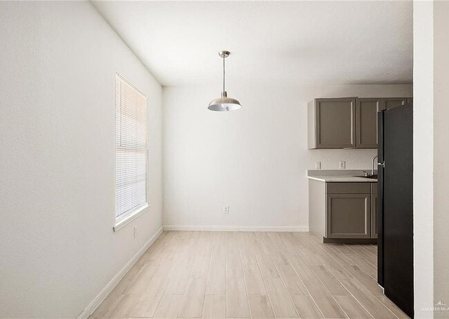 Photo - 402 Gastel Cir Unit 17