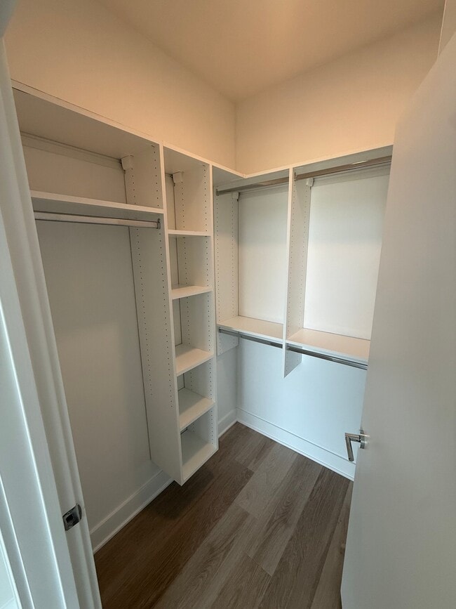 Photo - 1124 W Van Buren St