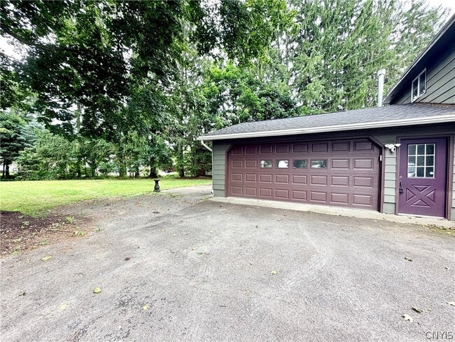 Photo - 4048 West Rd