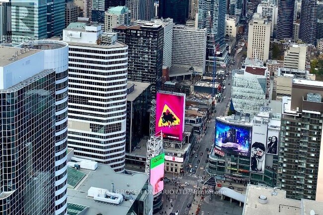 Photo - 197 Yonge St Unit 5902