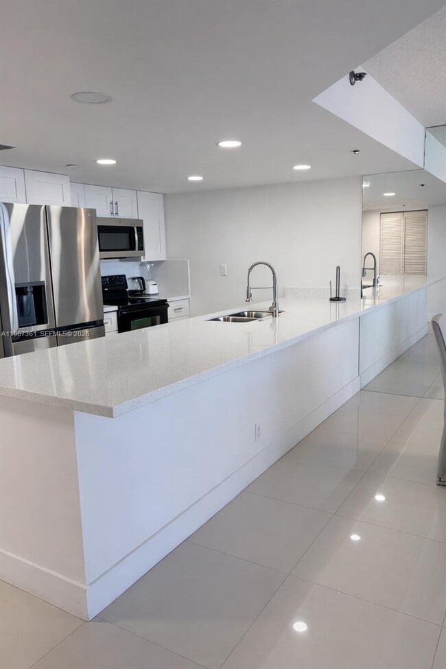 Photo - 1717 N Bayshore Dr Unit A-1132