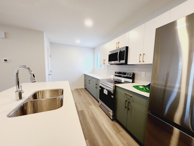 Photo - 1182 Aster Blvd