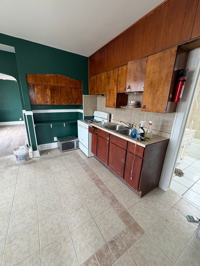 Photo - 3983 Talbot St Unidad 2