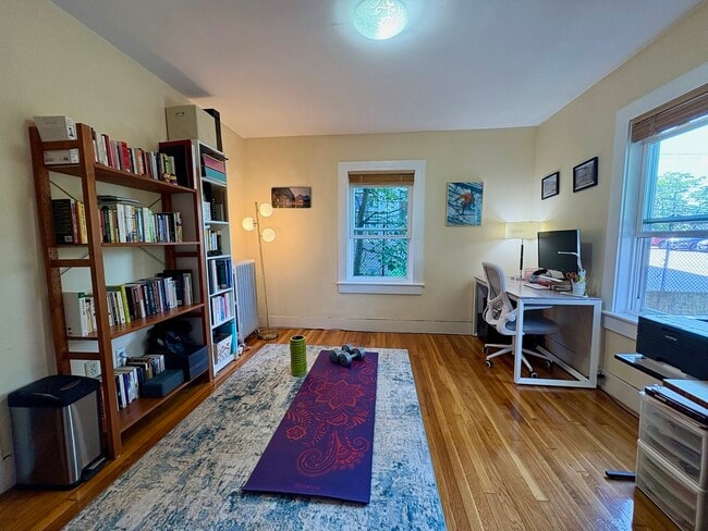 Images are representative samples of the advertised unit. Actual units shown during tours may differ - 11 Sunset St Unit 102T