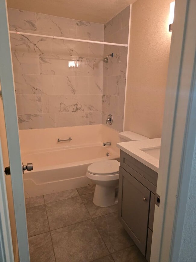Photo - RECENTLY BEAUTIFULLY RENOVATED 4 BEDROOM 2...