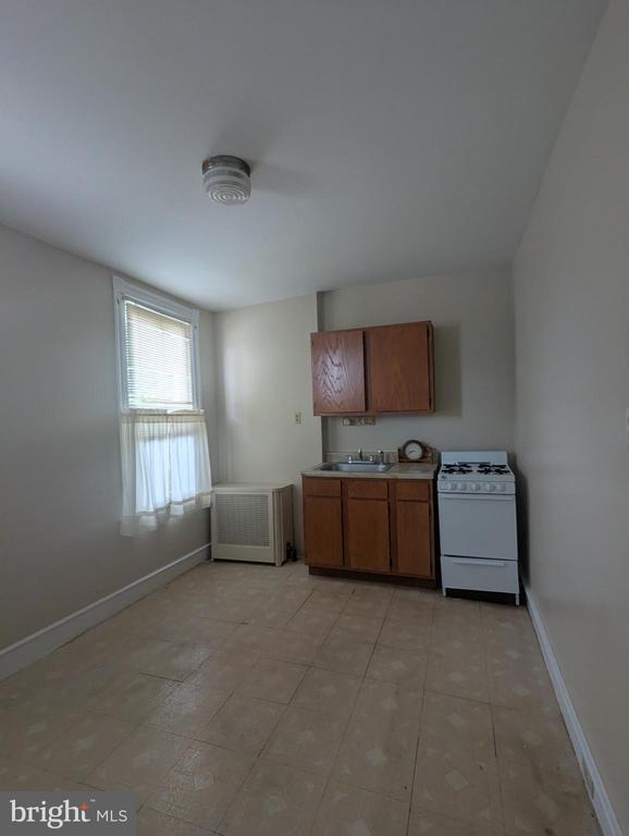 Photo - 5947 N 13th St