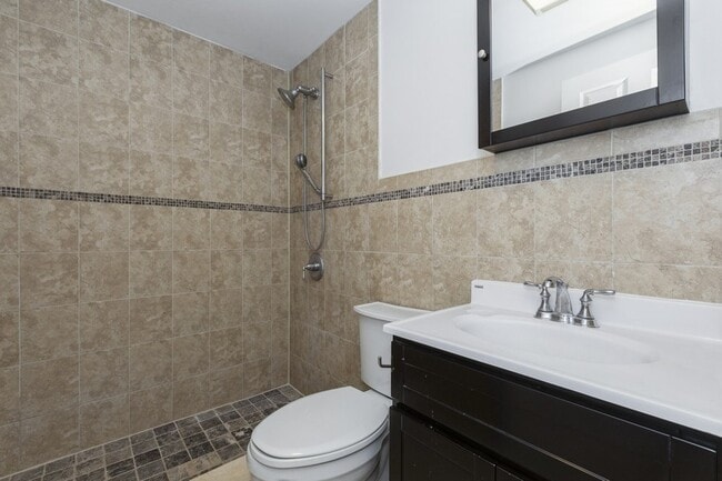 Photo - 809-815 22nd St Unit 1307