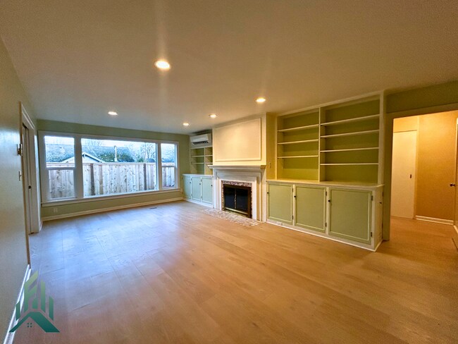 Photo - 1005 NW 30th St Unidad 1005 NW 30th Ave