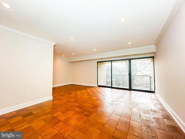 Photo - 6 Monroe St Unit 6-301