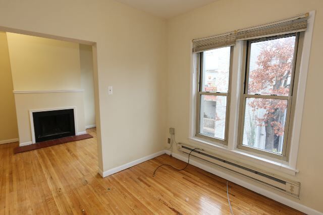 836 W Barry Ave Unit N4