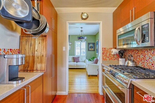 Photo - 4722 Ventura Canyon Ave