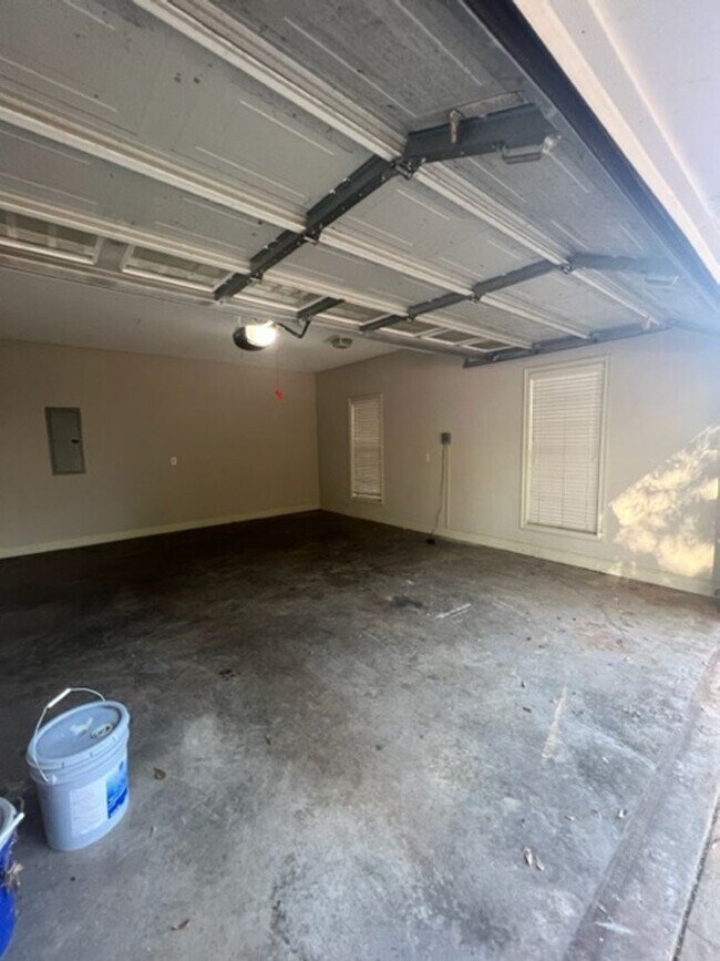 Peach Blossom Terrace Rental House Rental in Bonaire, GA