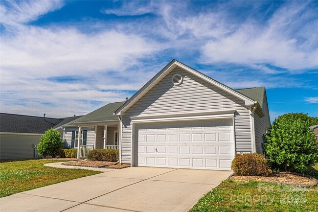 Photo - 4013 Shadow Pines Cir
