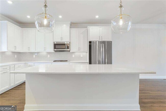 Photo - 1387 Live Oak Ln