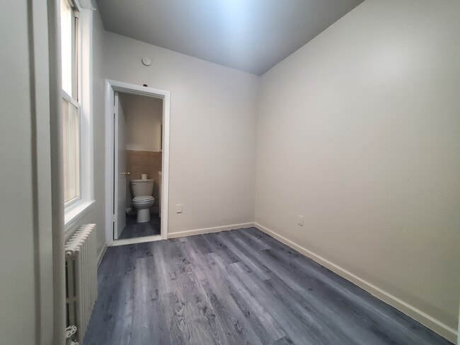 Photo - 87 W 20th St Unit 1F