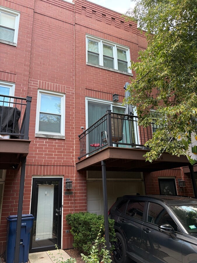Photo - 2809 N Wolcott Ave