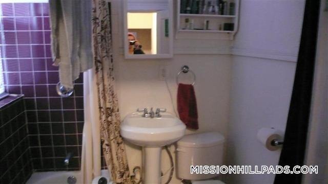 Photo - 881 Huntington Ave Unidad 1