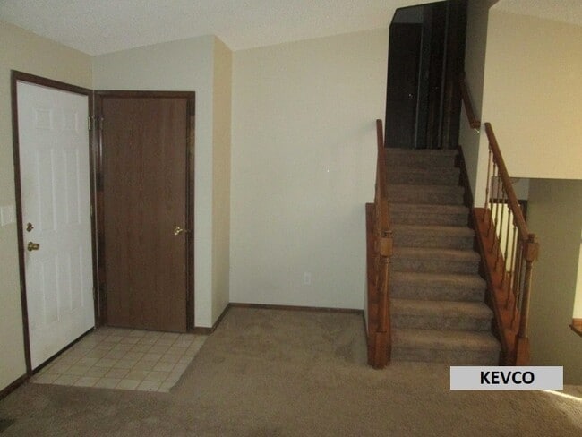 Photo - Beautiful Three Bedroom Home!