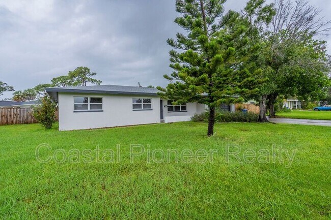Photo - 4600 Venetian Blvd NE
