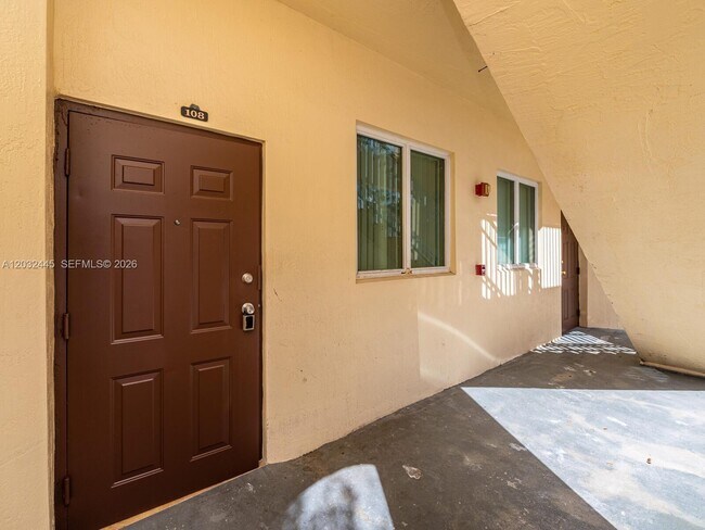 Photo - 1663 SE 27th Dr Unit 108
