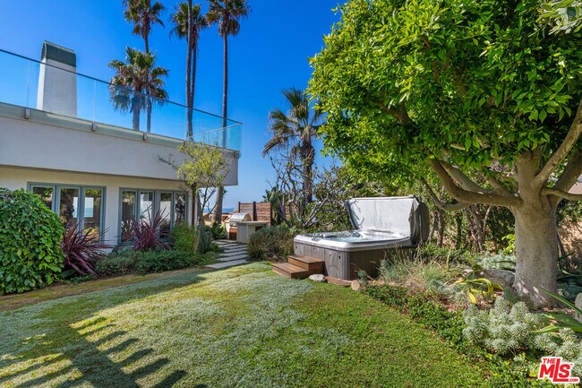 32054 Pacific Coast Hwy