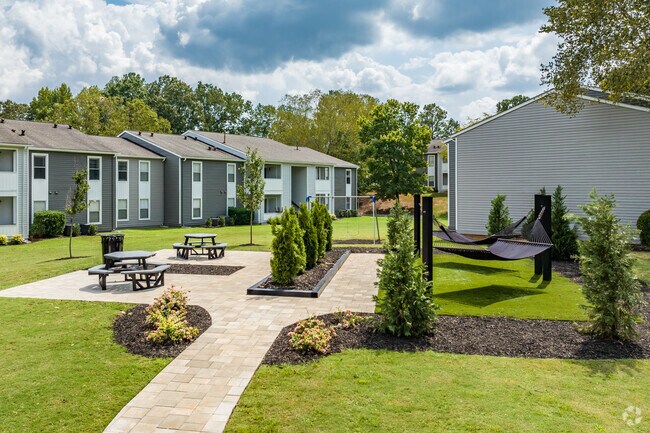 Reserve on Riverside Apartments